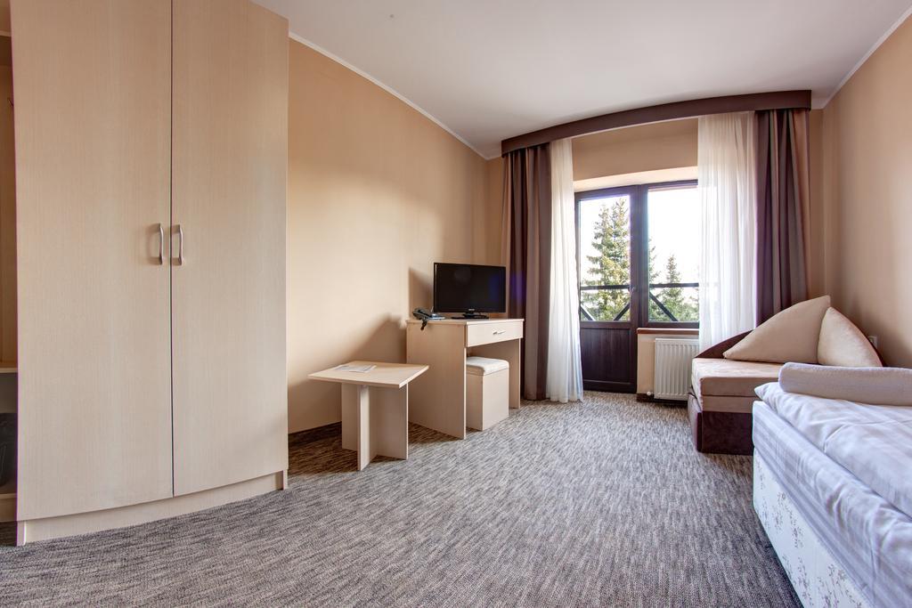 Skilandhouse Yablunytsya Phòng bức ảnh